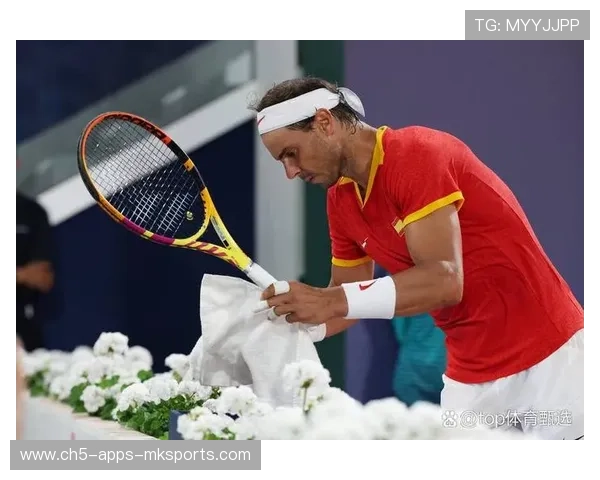 网球天王复出训练视频流出!状态引发关注 网球天王复出训练视频流出!状态引发关注