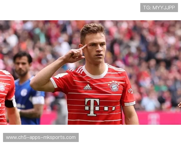 拜仁基米希中场长传直达前锋完成破门——传球的艺术与现代足球的节拍