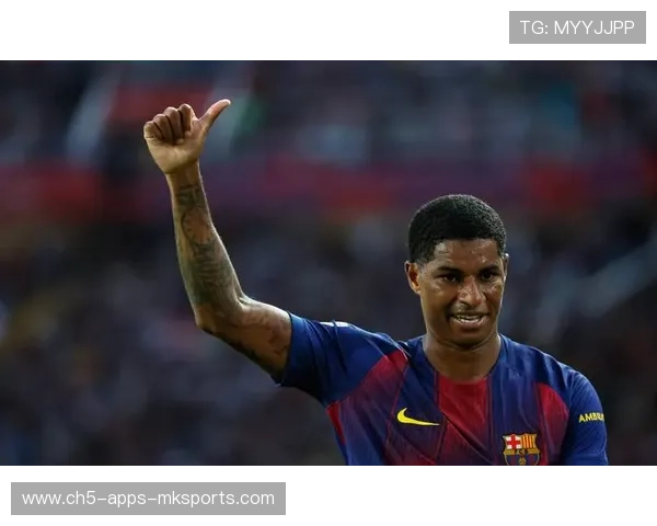 拉什福德中路突破后远射入网